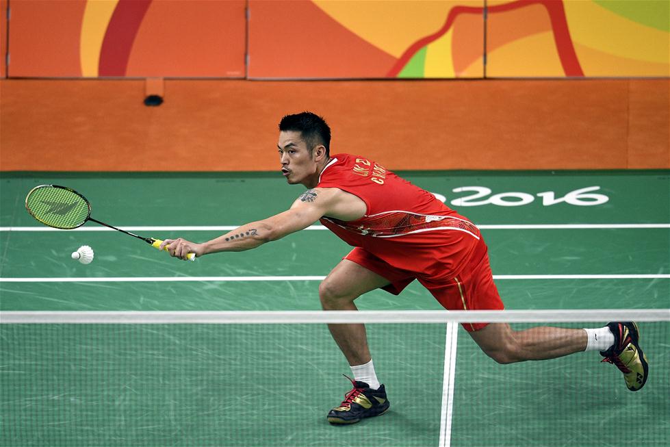 周琦的防守 周琦的防守