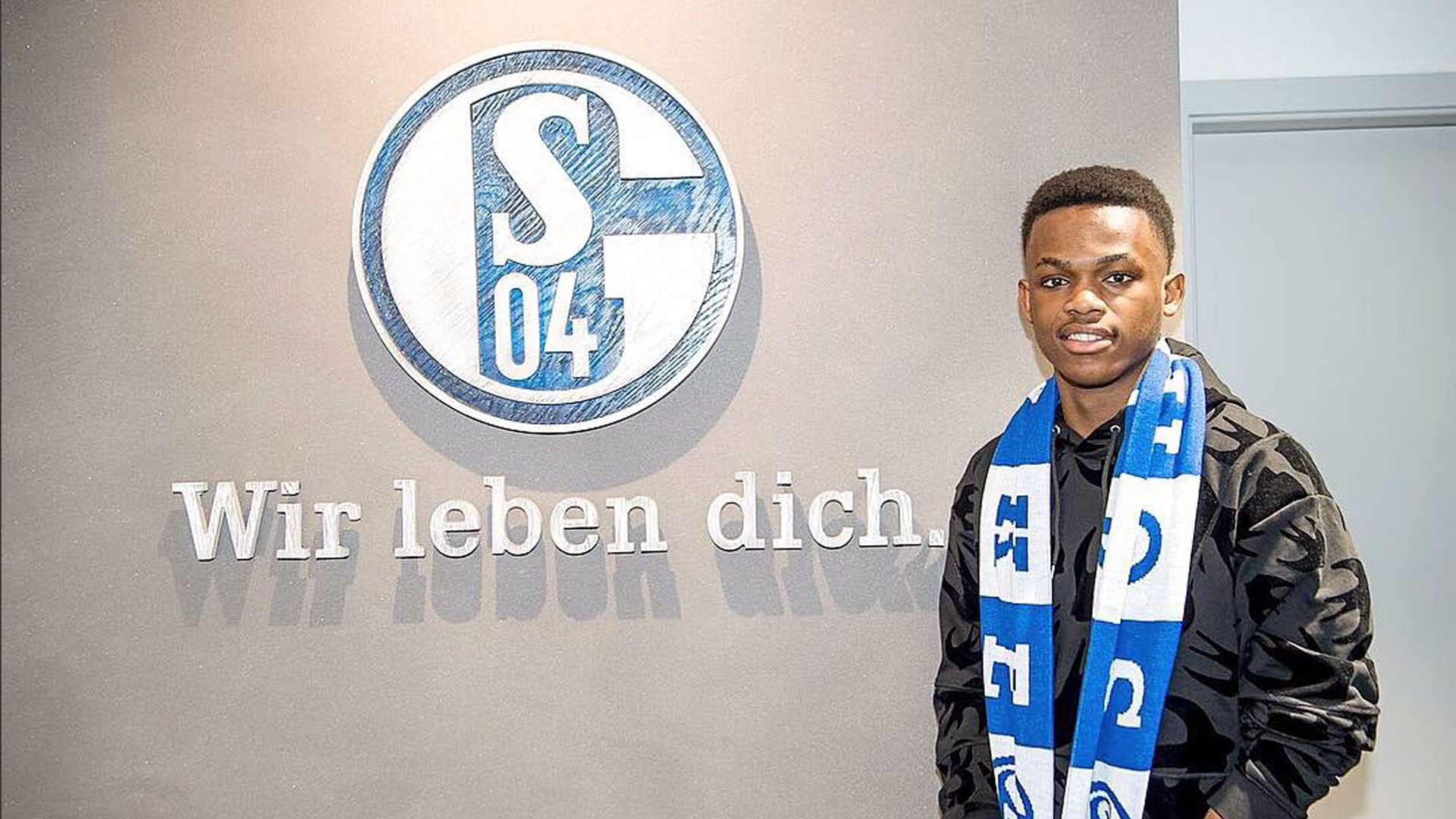 示出与众不 示出与众不