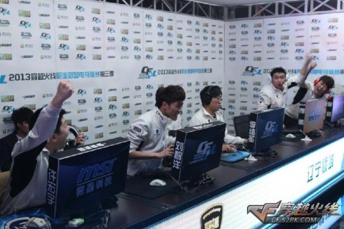 心勃勃的 心勃勃的