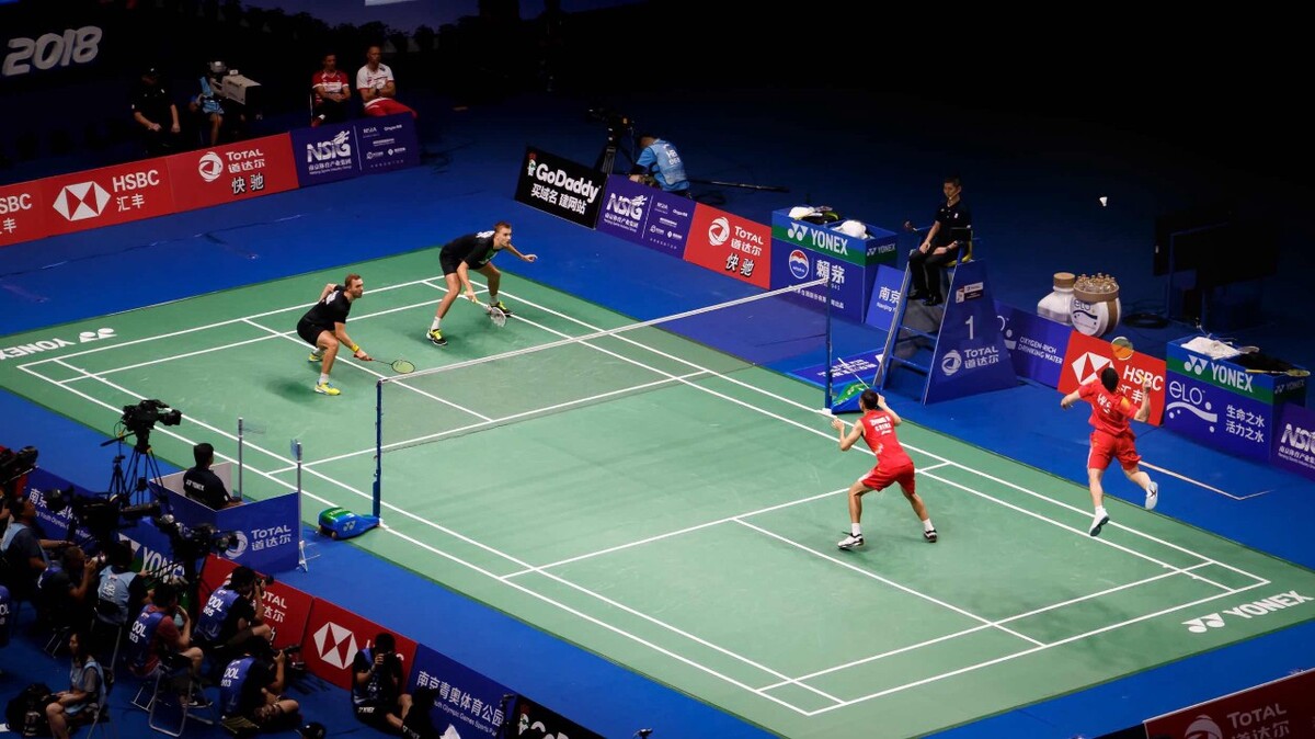 们进行面对 们进行面对