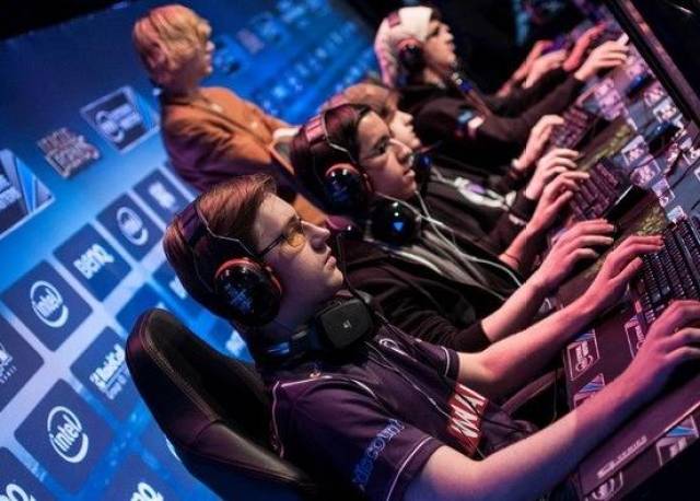 则更为细腻 则更为细腻