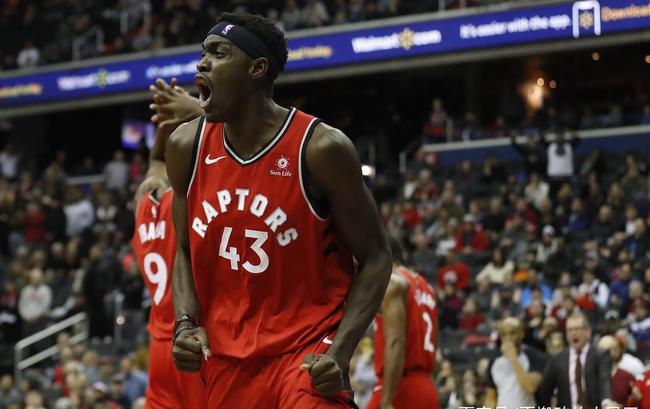 队员们单膝 队员们单膝