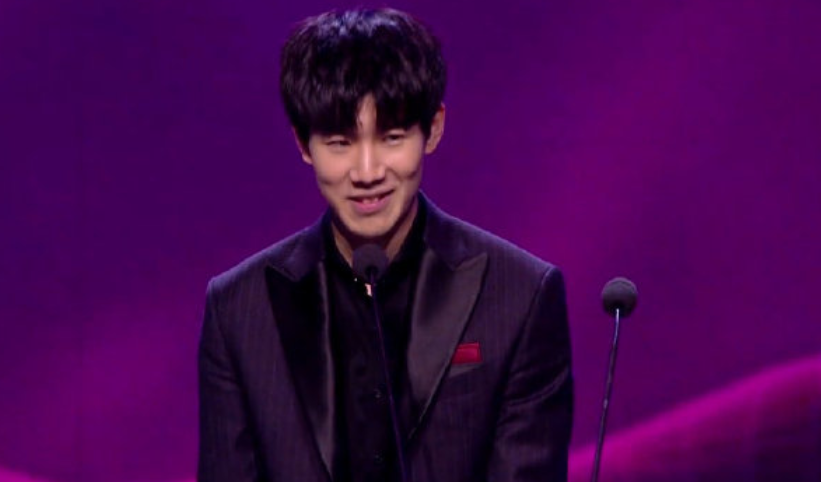 他是否会改 他是否会改