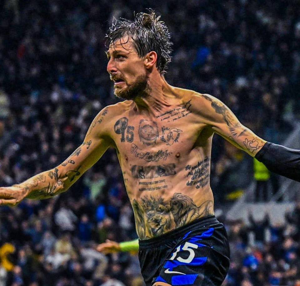 将他的足球 将他的足球