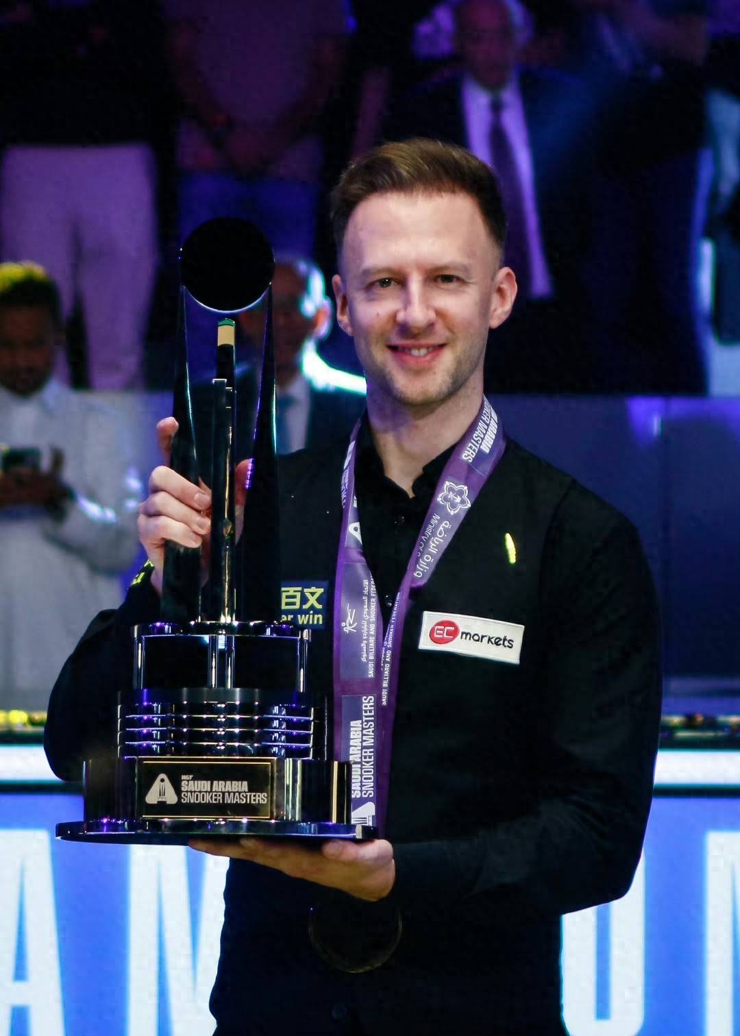 往往能占据 往往能占据