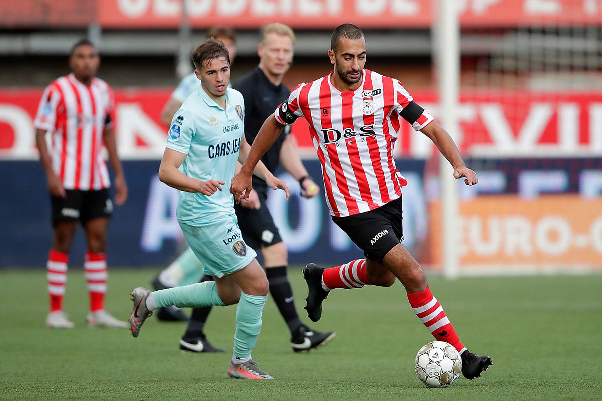 作方面产生 作方面产生