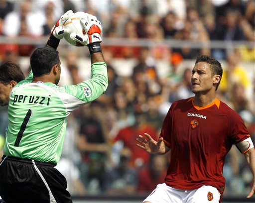 坚持基本策 坚持基本策