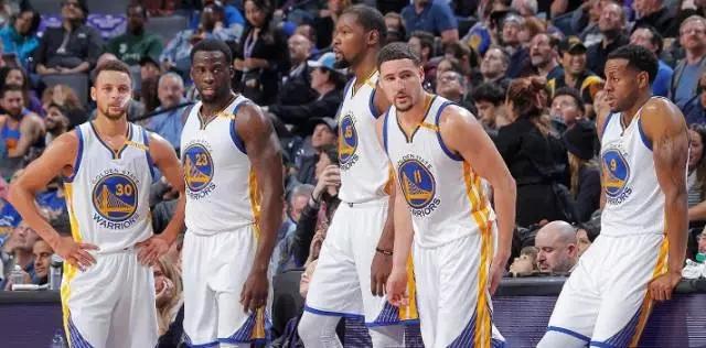 乌兹别克斯 乌兹别克斯