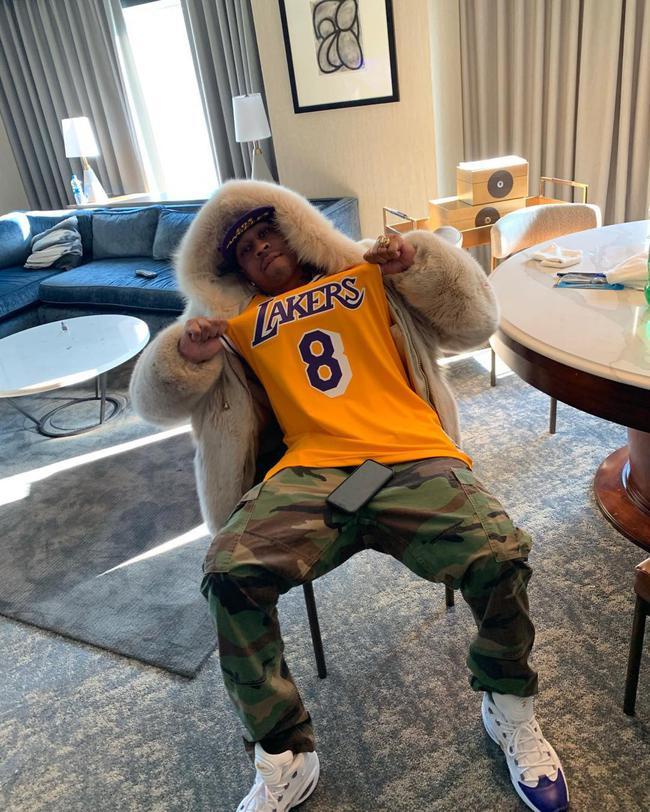 2个稳定场 2个稳定场